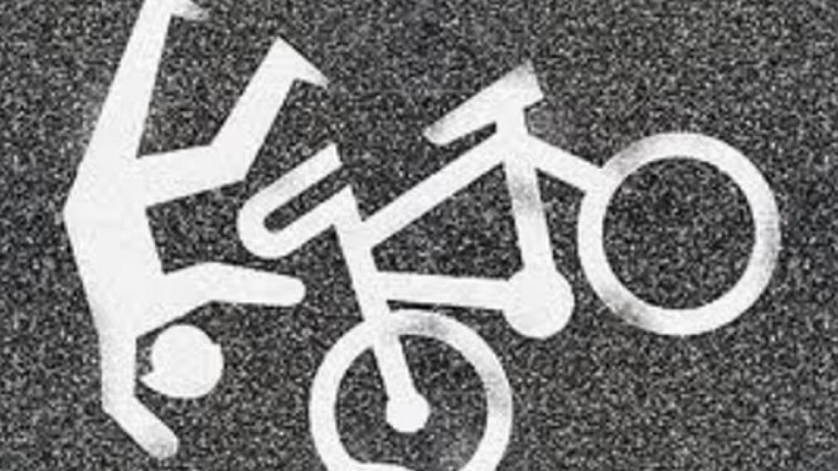 accident grav in bucuresti un biciclist a fost lovit mortal de o masina dupa ce a traversat printr
