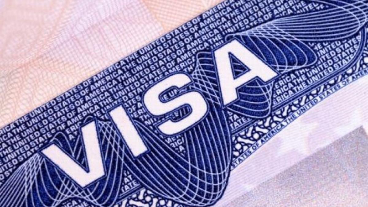 ce solicita autoritatilor americane ridicarea vizelor pentru toti cetatenii ue in cel mult sase luni