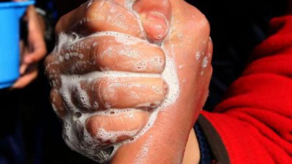 oamenii de stiinta au testat mana bionica ce simte obiectele