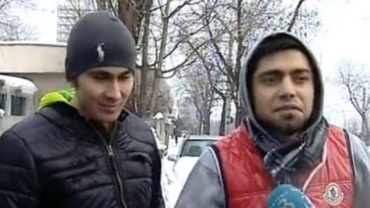 primul arestat la domiciliu fiul mamei omida se bucura de libertate am foarte multe gagici