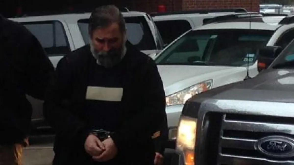 romanul din sua care si a omorat cu sange rece sotia si fiul in fata justitiei americane