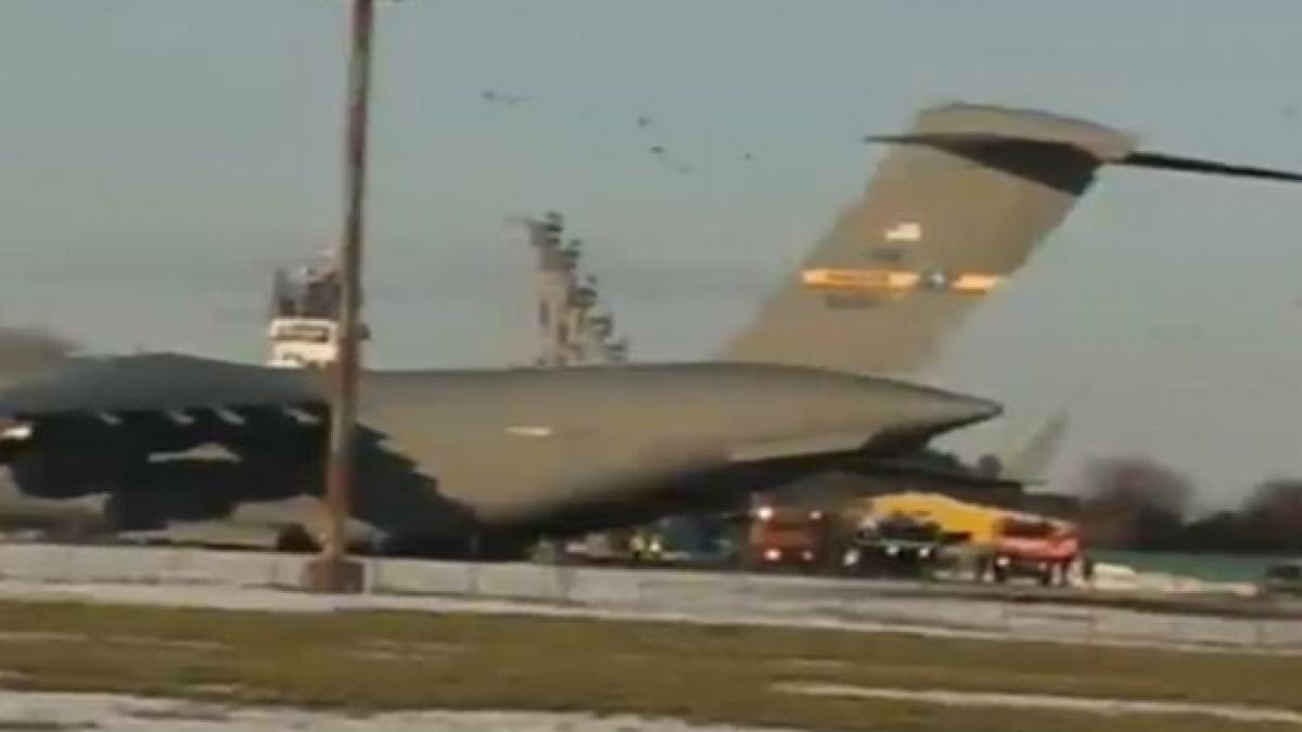 un avion militar american a aterizat de urgenta la constanta