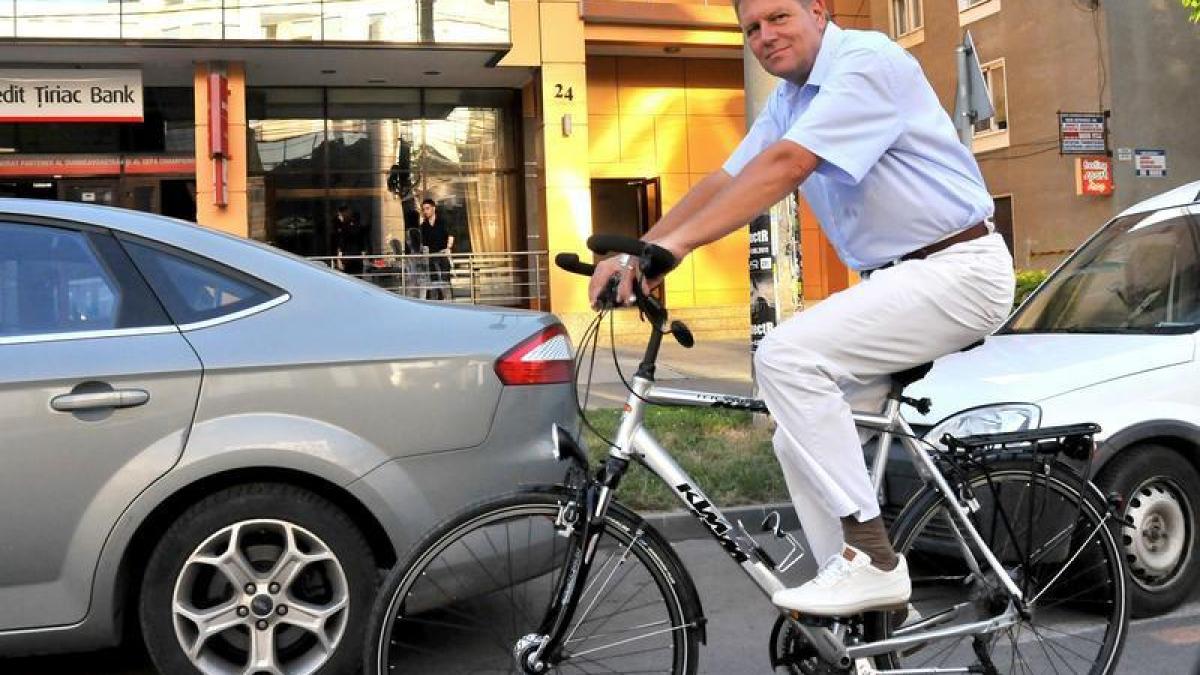 deziluzia optica frau mitza biciclista