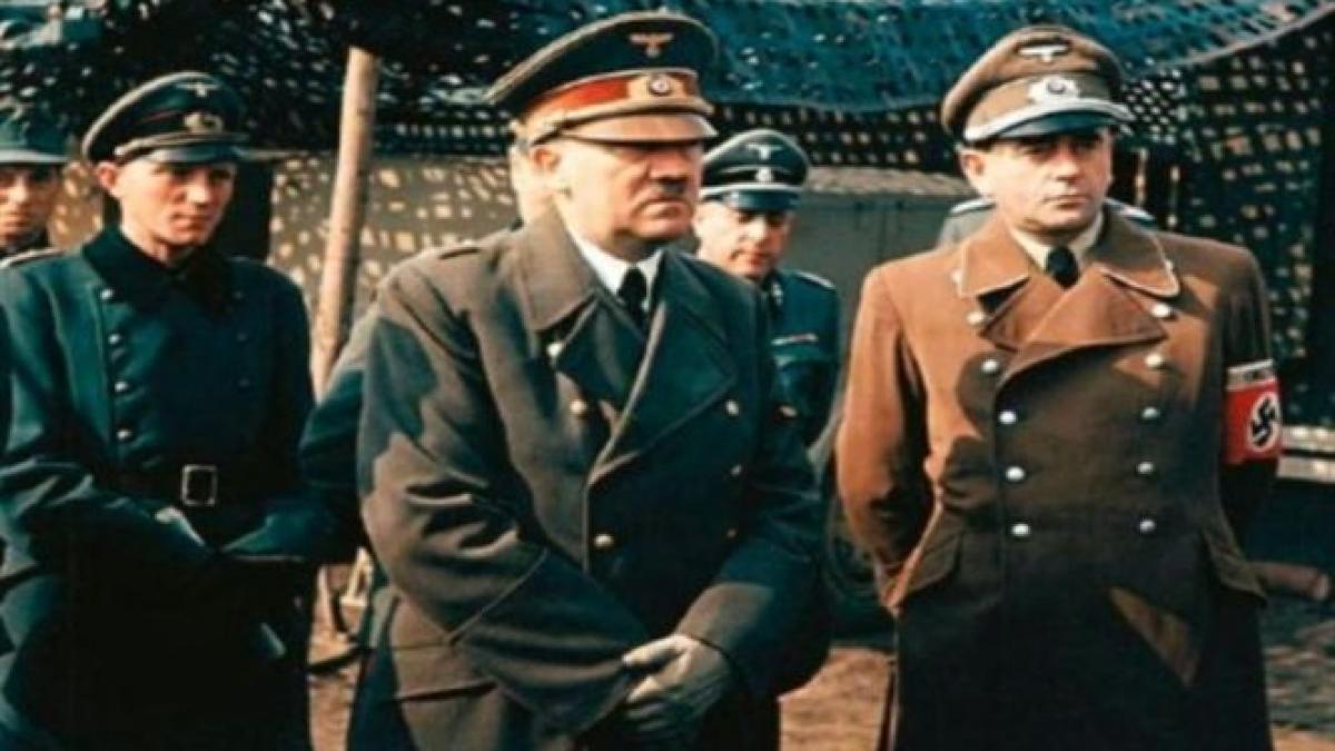 cum au ajuns baza si armele secrete ale lui hitler pe mana americanilor