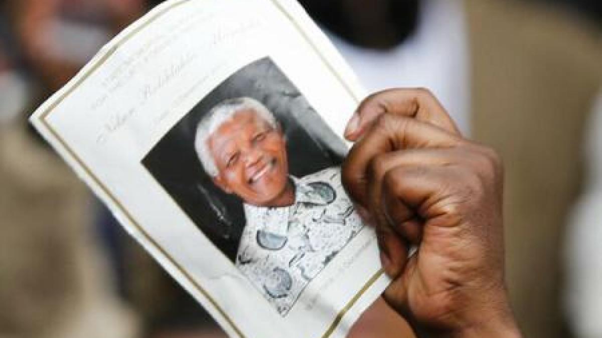 doua fiice nelegitime ale lui nelson mandela cer sa fie recunoscute in testamentul acestuia