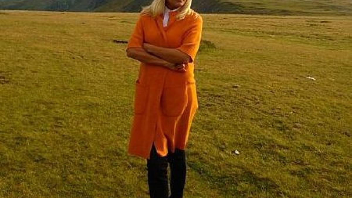 miscarea pe care o face elena udrea dupa ce si a cumparat terenuri la nana s a apucat de afaceri