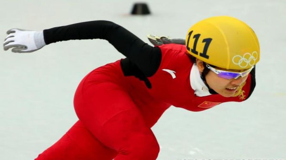 chinezoaica li jianrou campioana olimpica in proba de 500 metri la short track