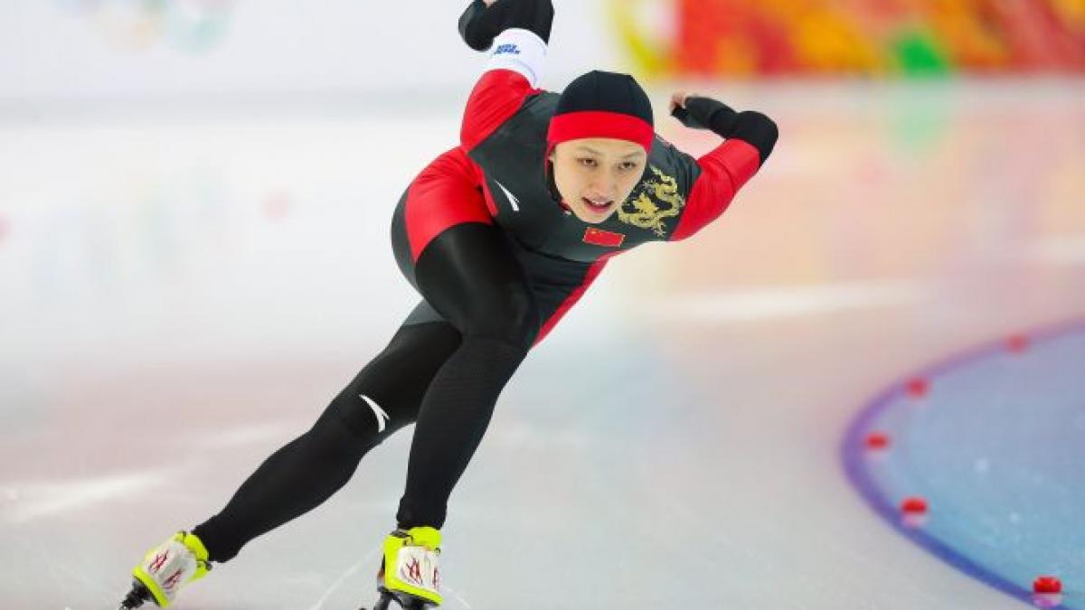 chinezoaica zhang hong a castigat titlul olimpic in proba de 1 000 de metri la patinaj viteza