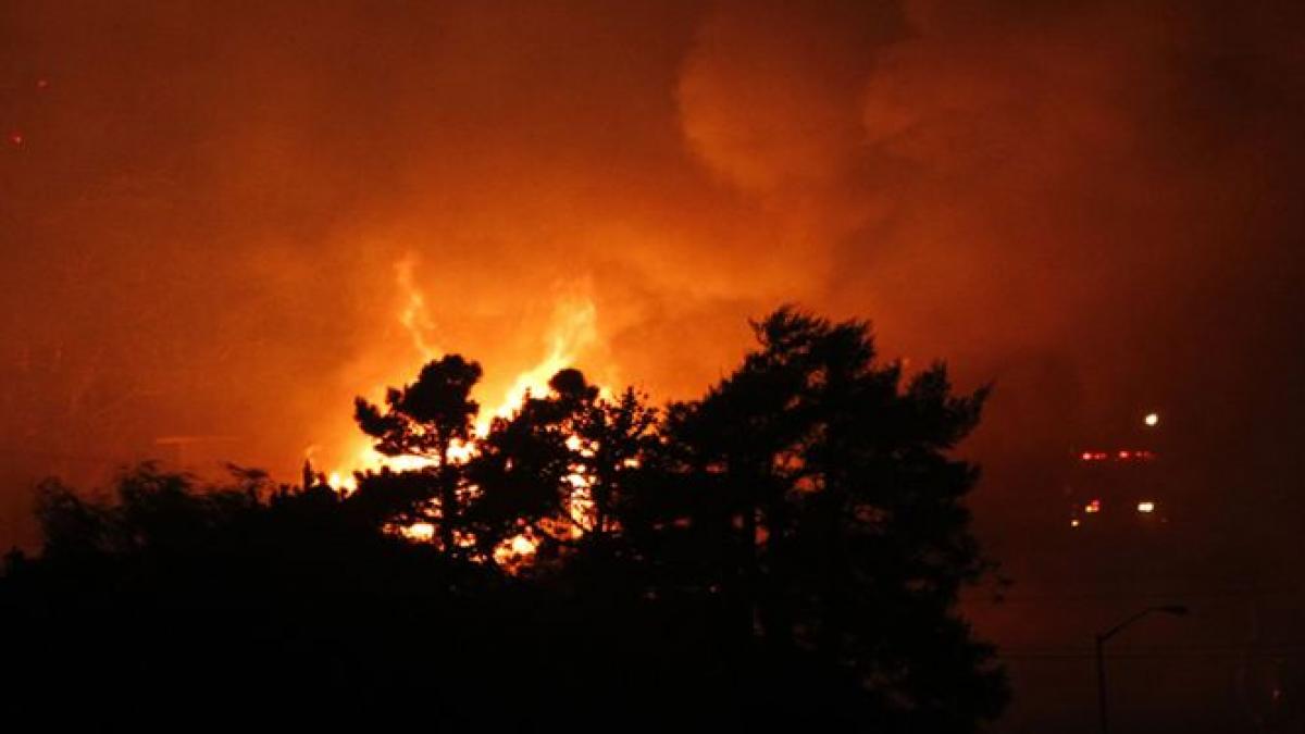 o magistrala de gaz a explodat in kentucky doua persoane au fost ranite iar casele acestora au fost