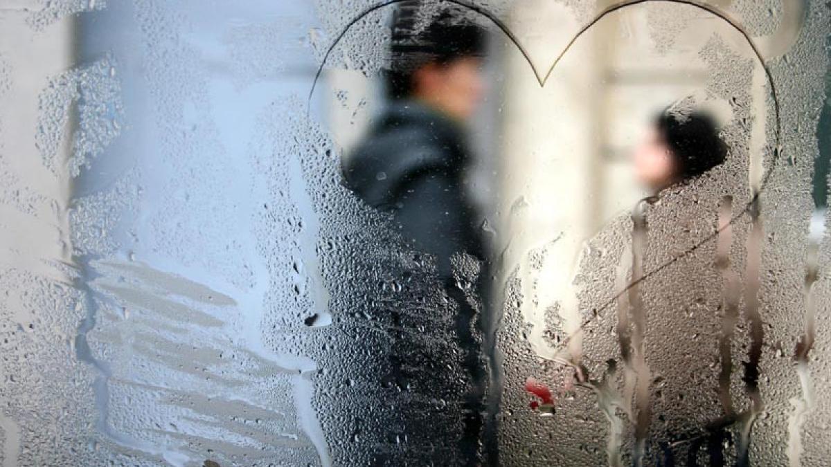 indragostiti orbeste romanii nu se uita la bani de valentine s day afacerea care infloreste pe