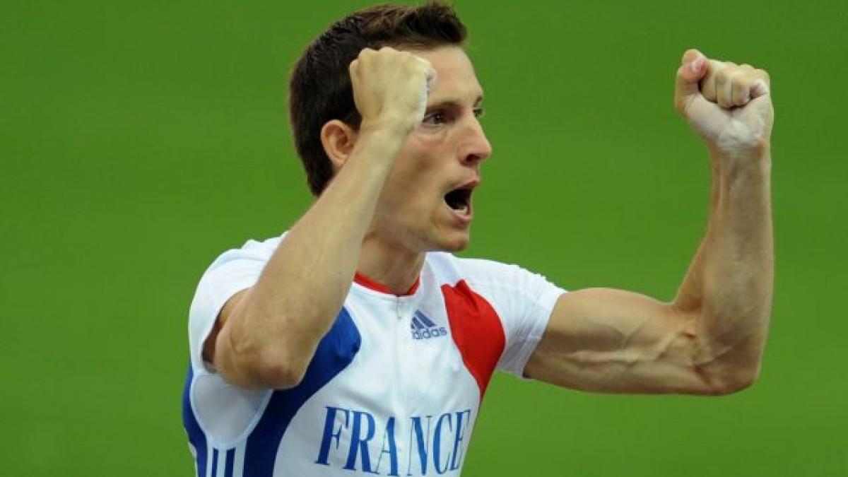 a fost doborat recordul vechi de 21 de ani al lui serghei bubka