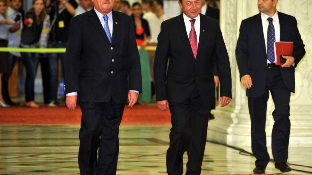 basescu la inmormantarea tatalui liderului pdl 21 de ani nu se sterg din cauza opiniilor politice