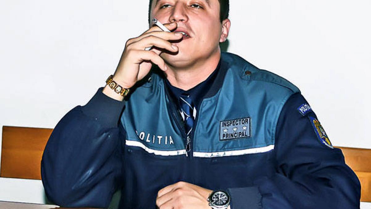 ironia sortii cristian cioaca imbraca din nou astazi uniforma de politist