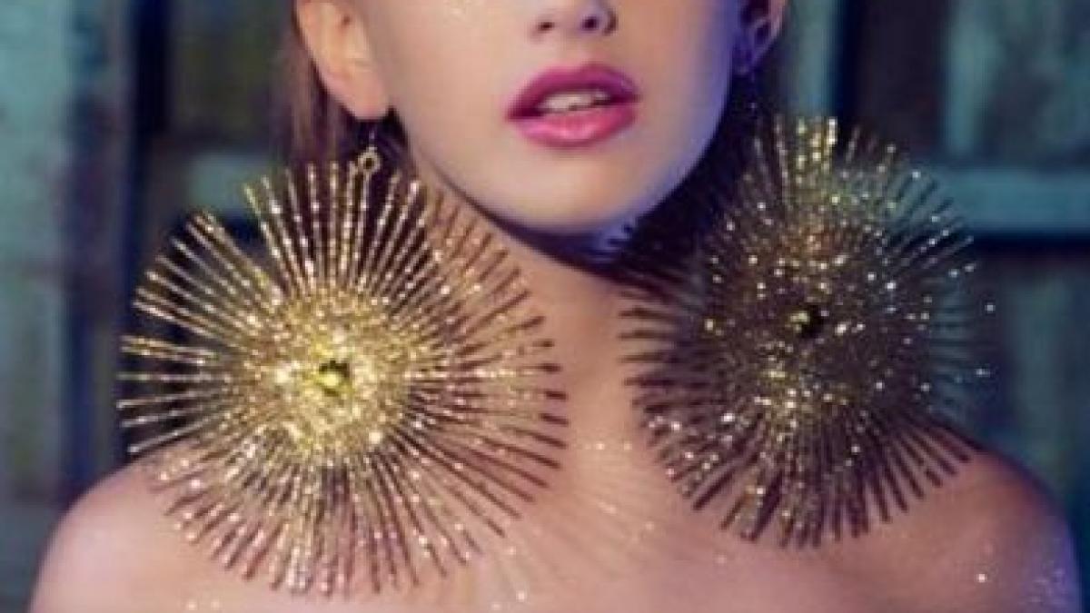 n o sa iti vina sa crezi cati ani are domnisoara din imagine parintii sunt de a dreptul revoltati