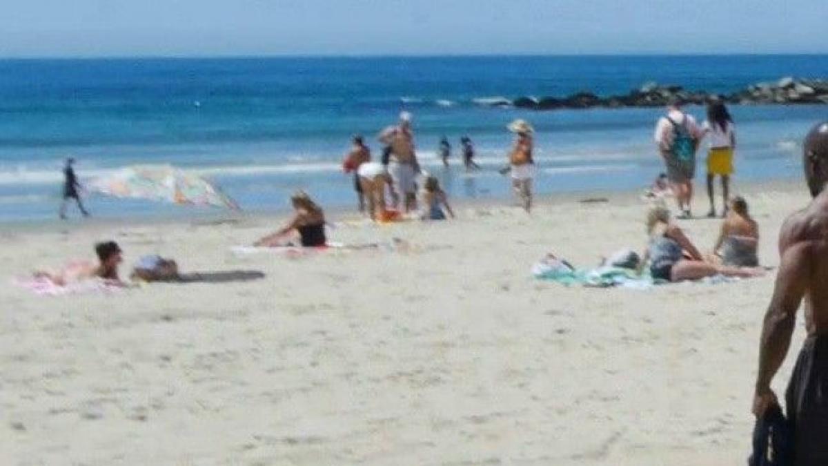 cum arata acest barbat la 77 de ani de la spate zici ca are 20 care este secretul lui