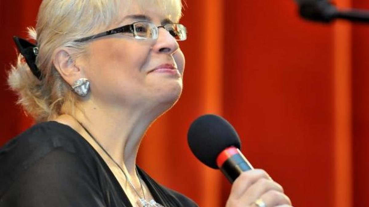 relatari despre comunism si filme dublate pe ascuns de vocea libertatii din romania intr un articol