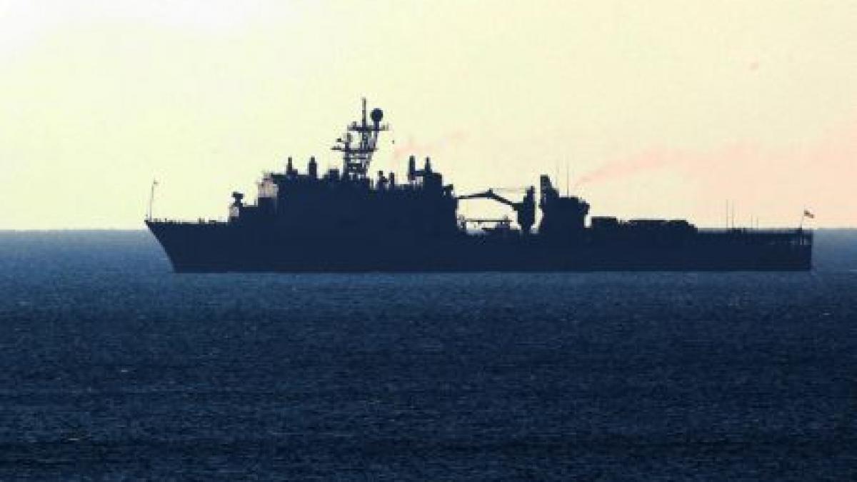 Una dintre navele militare ale SUA trimise în Marea Neagră pentru Soci a fost implicată într-un incident