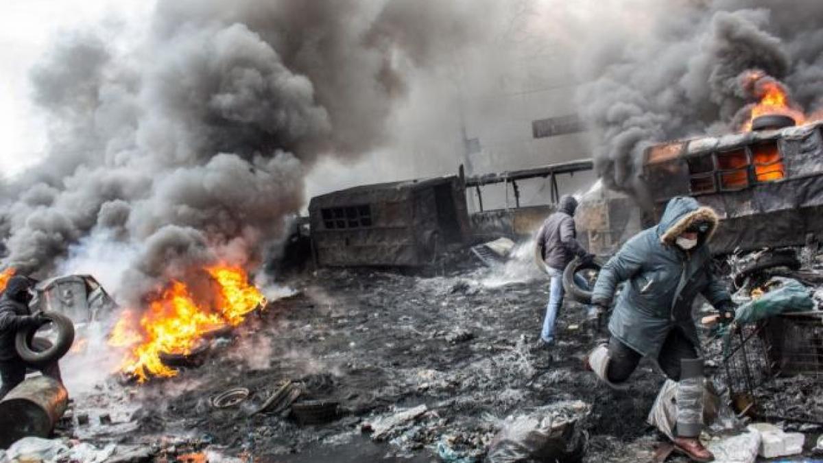 economia ucrainei in colaps investitorii se retrag in masa moneda nationala a ajuns la minimul