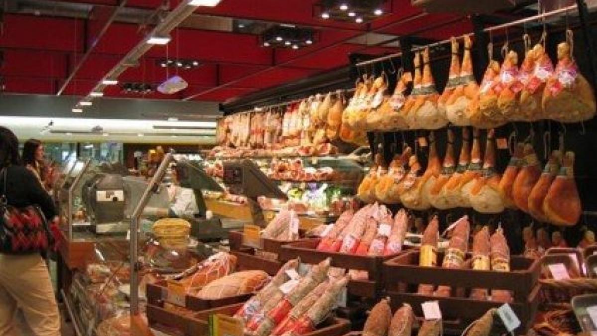 ce se intampla in trupul uman dupa ce consuma alimente contaminate boala e cauzata de semipreparate