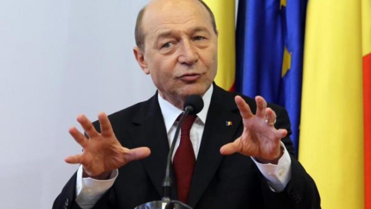 dezvaluirile facute de asf iata ce salarii uriase au castigat apropiatii presedintelui basescu