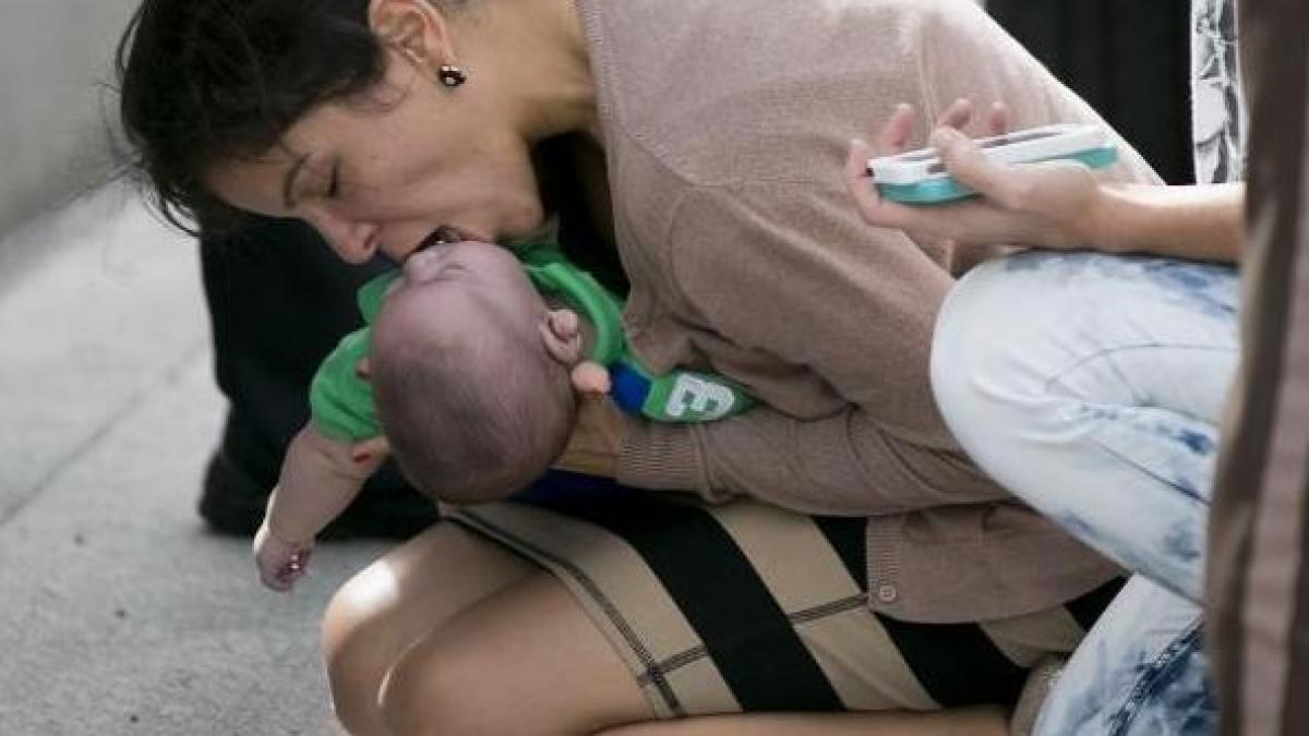 sarutul vietii momente dramatice pe o strada din miami am vazut cum se sufoca in masina