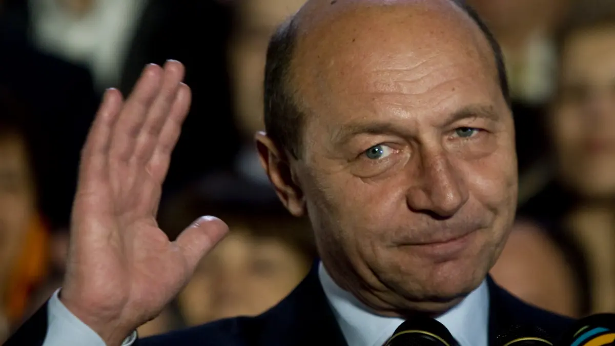 basescu dupa retragerea pnl de la guvernare am semnat decretele de numire a interimarilor nu fac