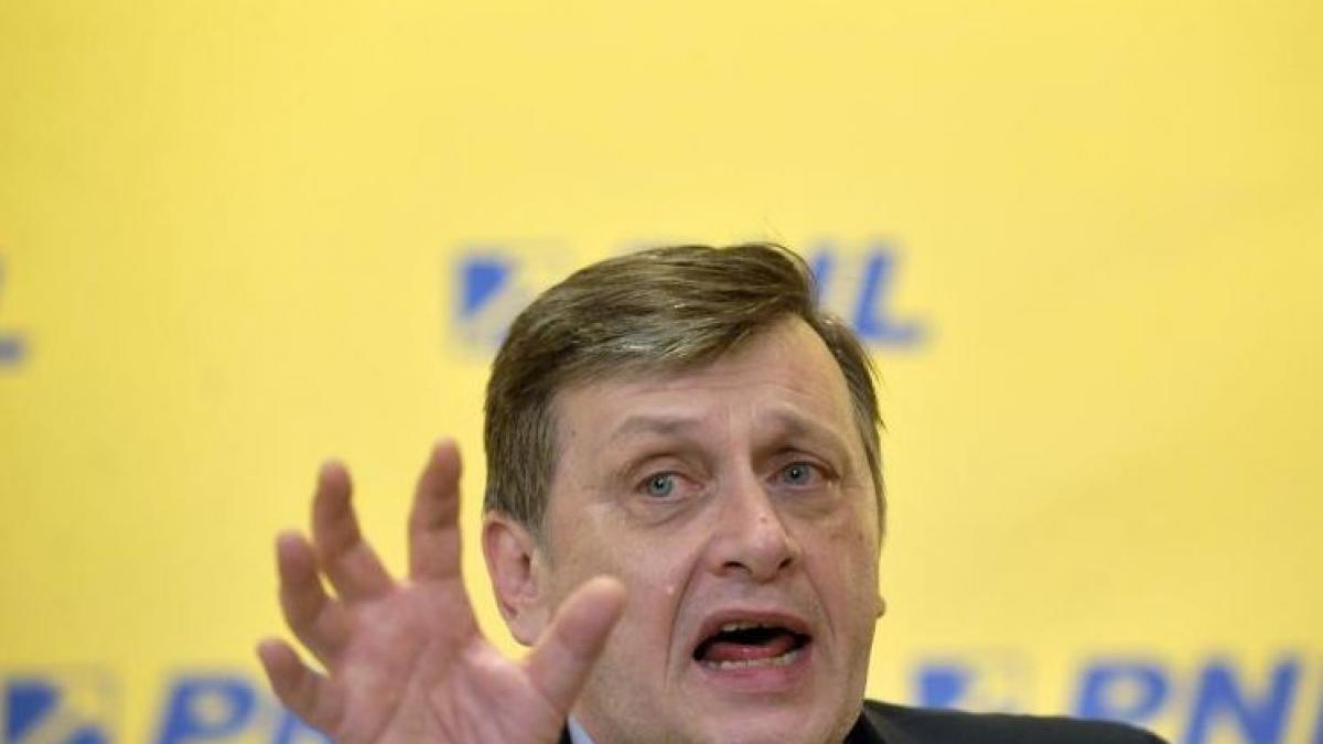 crin antonescu se prabuseste in sondaje in urma ruperii usl