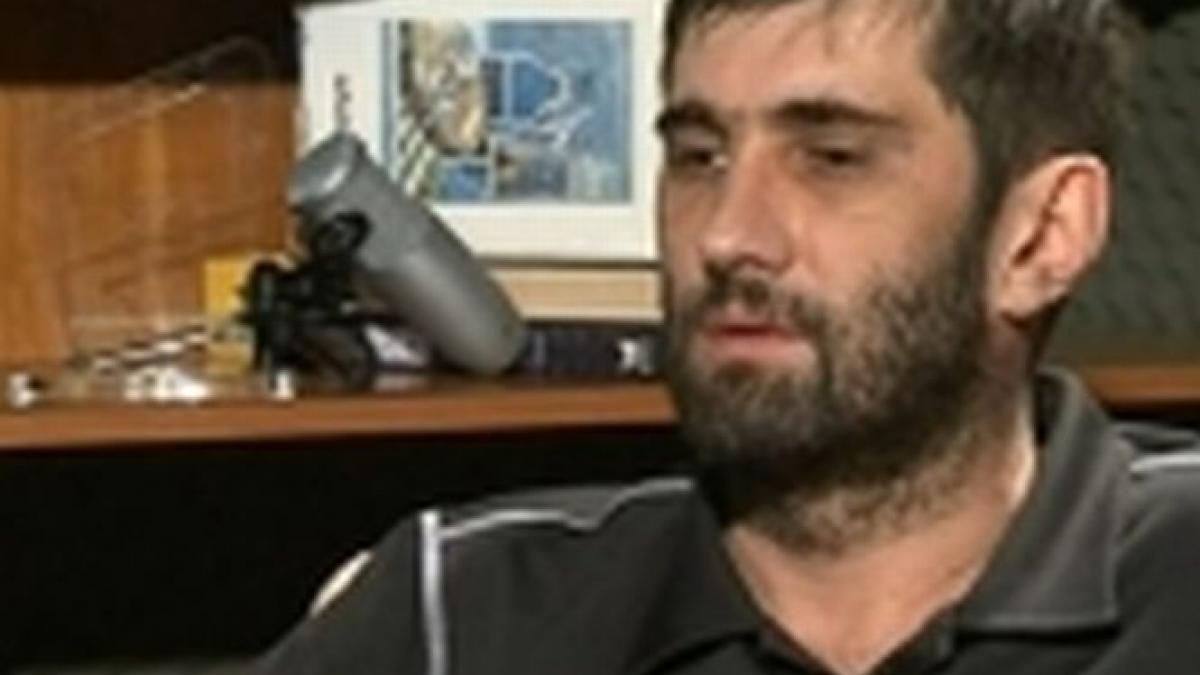 medicul sorin ianceu scoate la licitatie doua telefoane vrea sa ajute un alt om care a vazut