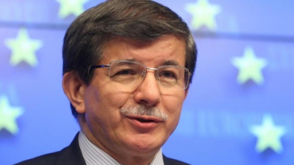 ministrul turc de externe regiunea crimeea trebuie sa ramana parte a ucrainei