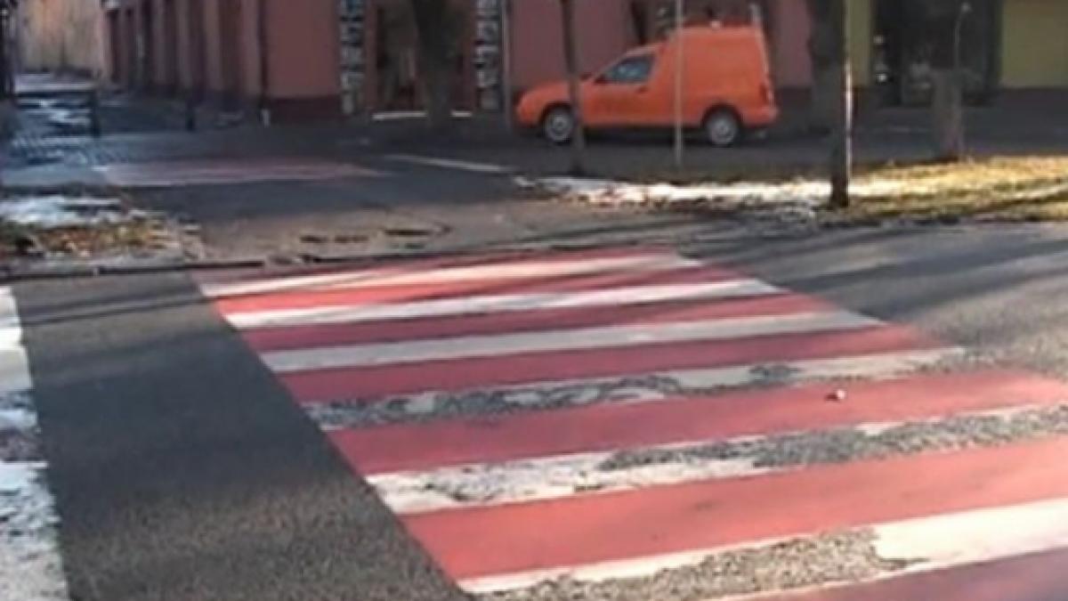 peste 12 800 de pietoni care au traversat neregulamentar drumul amendati de politisti in trei zile
