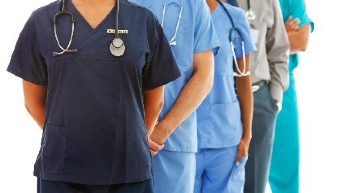 medicii rezidenti ameninta ca vor da in judecata ministerul sanatatii daca nu primesc bursele