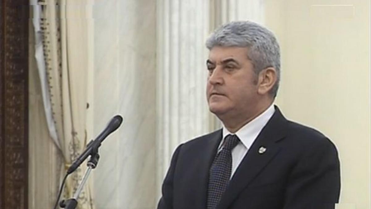 gabriel oprea numit ministru de interne si vicepremier interimar in guvernul ponta ii