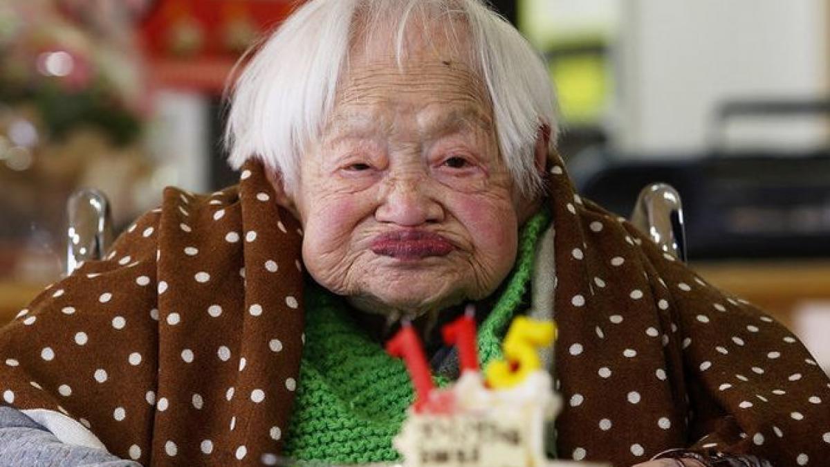 cel mai batran om in viata o femeie din japonia a implinit 116 ani