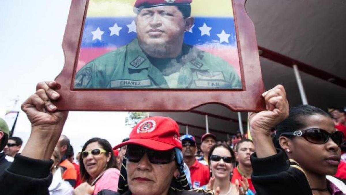 dupa un an de la moartea lui hugo chavez venezuela este cufundata in cea mai mare revolta din