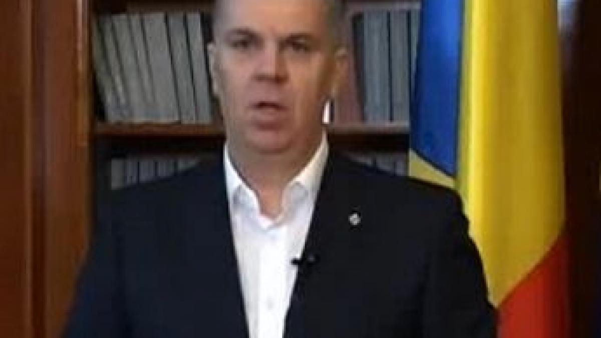 zgonea s a filmat atacandu l pe crin antonescu avem nevoie de un senator care sa vina la serviciu