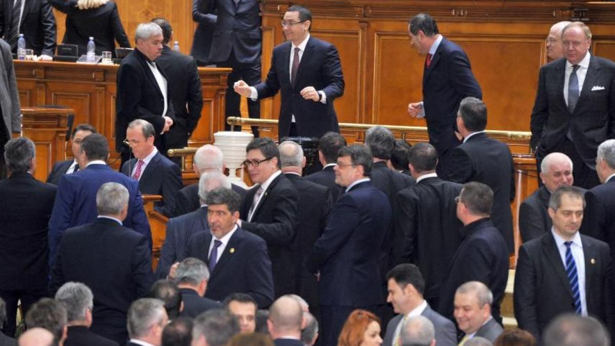 saptamana agitata pe scena politica guvernul ponta iii se intoarce in parlament pentru votul pe