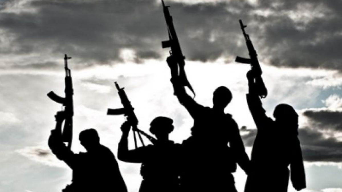 un site islamist indeamna la atacuri teroriste in franta si asasinarea presedintelui hollande