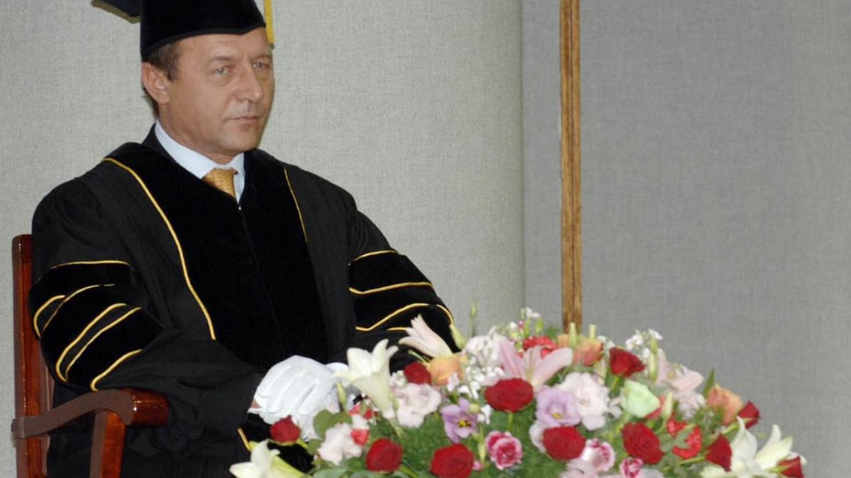 deziluzia optica profesorul trosnit