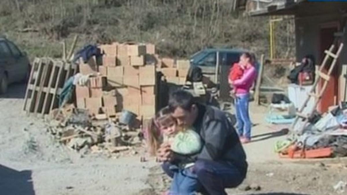 impreuna suntem si mai buni constructia unei case numai a lor cadoul de martisor pentru cei trei