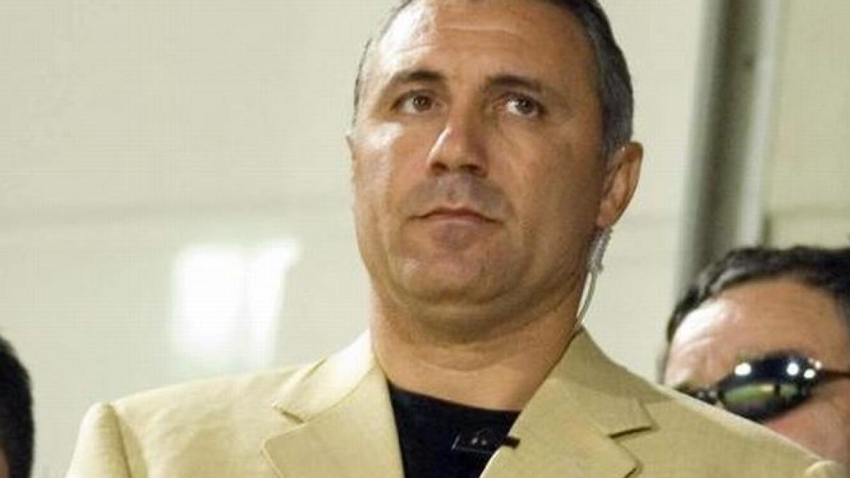interviu exclusiv cu hristo stoicikov cel mai mare fotbalist al bulgariei il apara pe gica popescu
