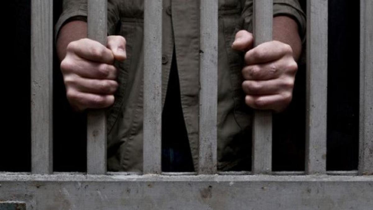 patru persoane au fost retinute in dosarul carnii expirate