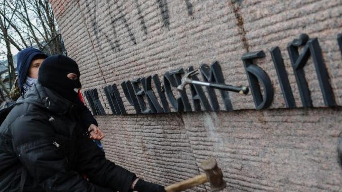 germanii se opun sanctiunilor economice impotriva rusiei si cred ca responsabil de criza este kievul