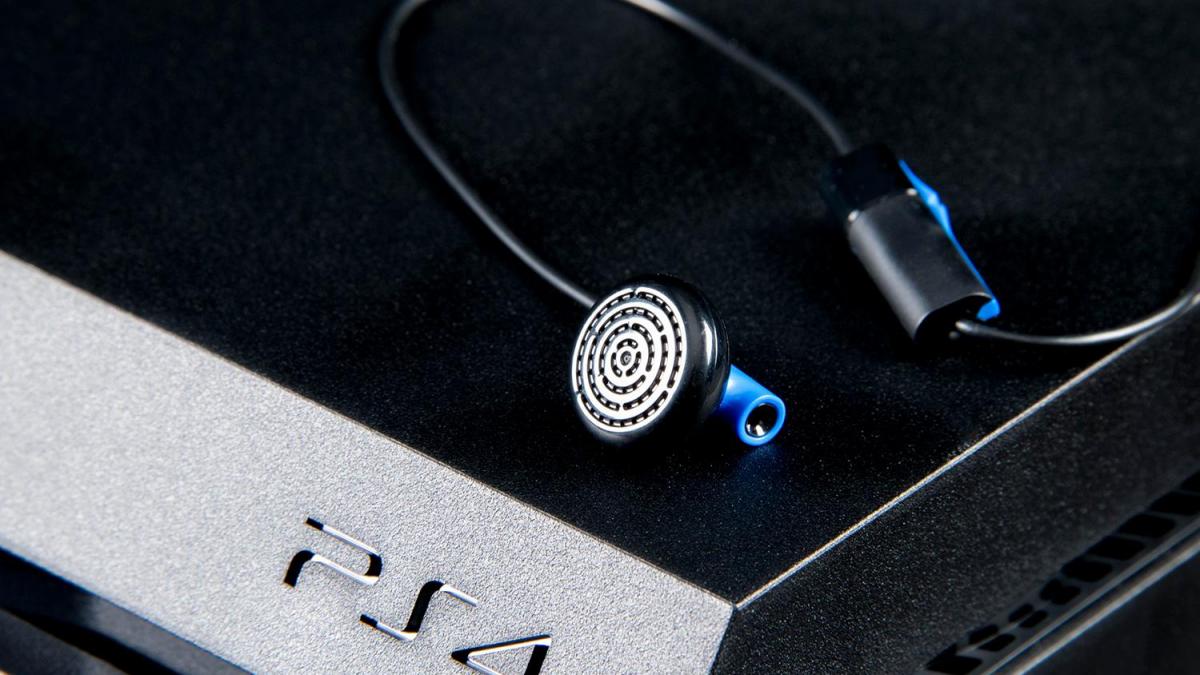 playstation 4 se mentine pe primul loc in topul vanzarilor de console din sua