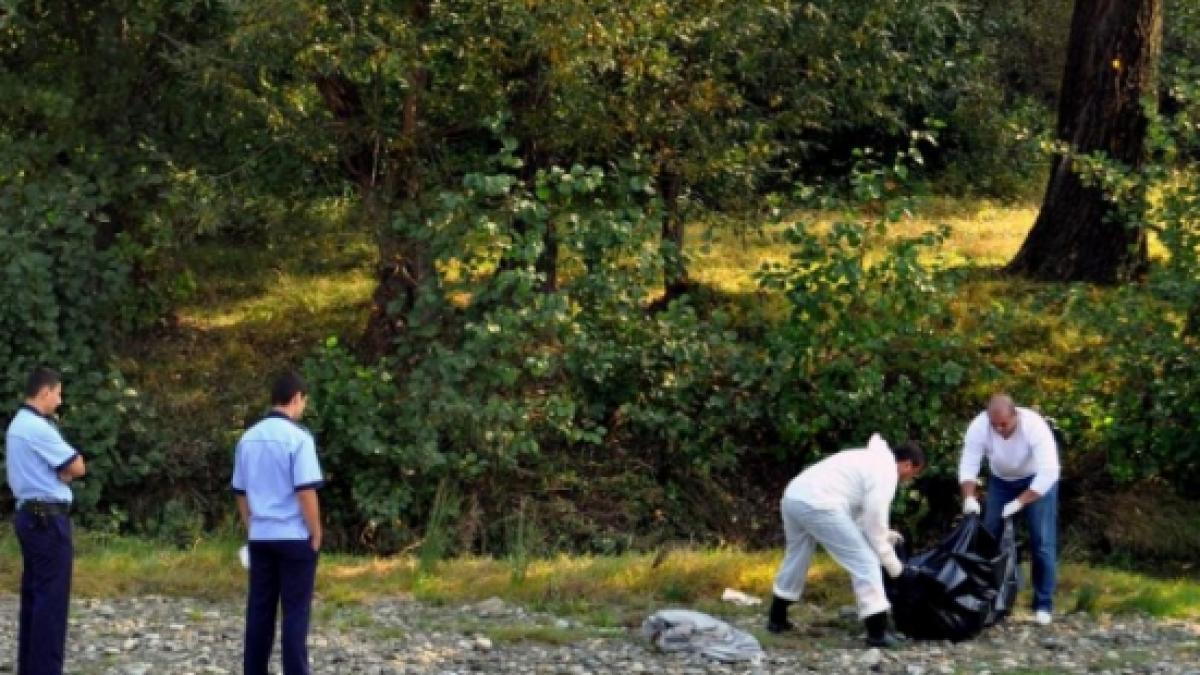 descoperire macabra cadavrul unei femei a fost gasit in albia raului dambovita