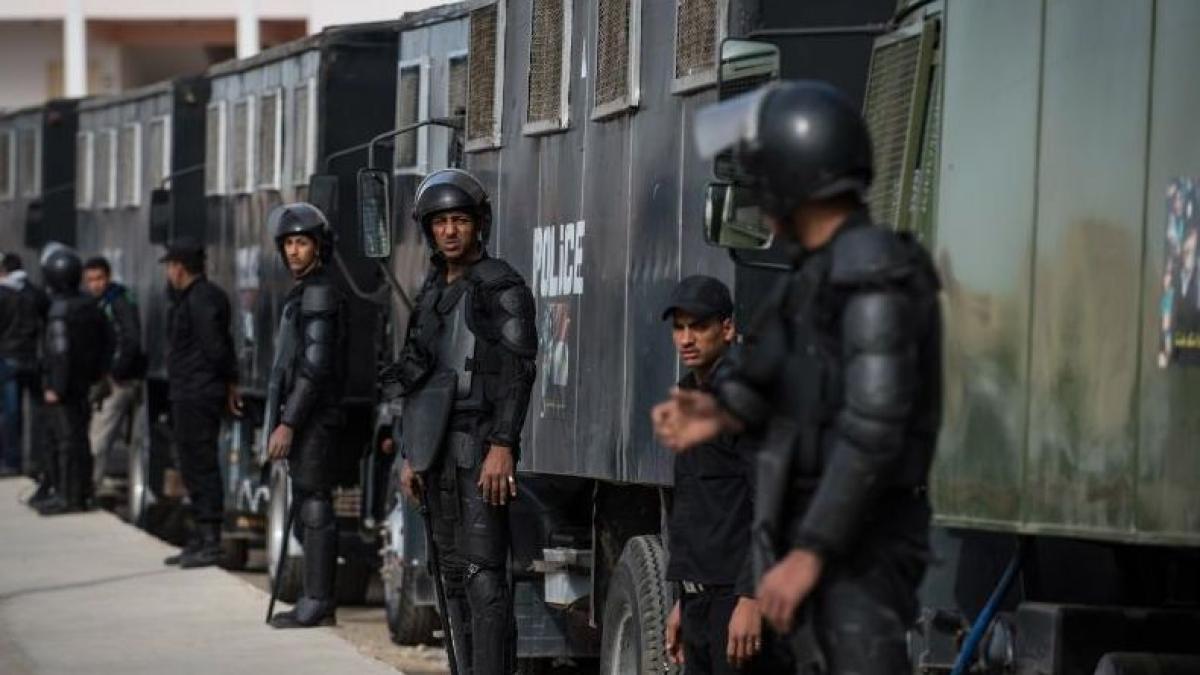 peste 1 200 de oameni judecati in cel mai important proces din egipt