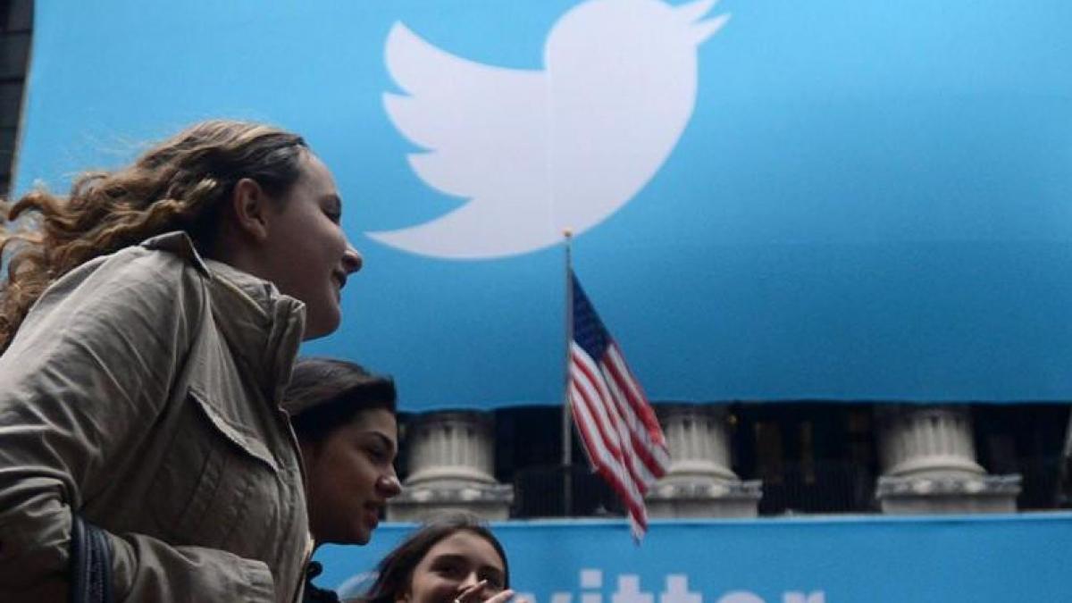 sua denunta decizia turciei de a bloca accesul la twitter