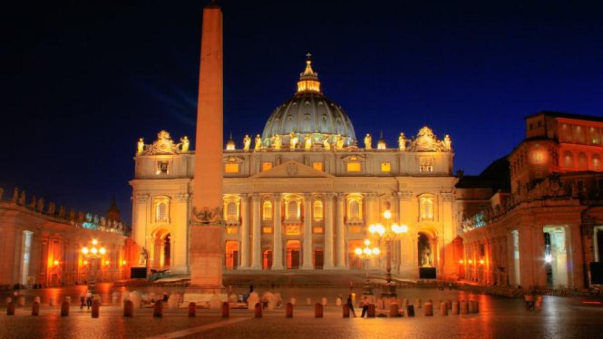 droguri ascunse in prezervative cu destinatia vatican