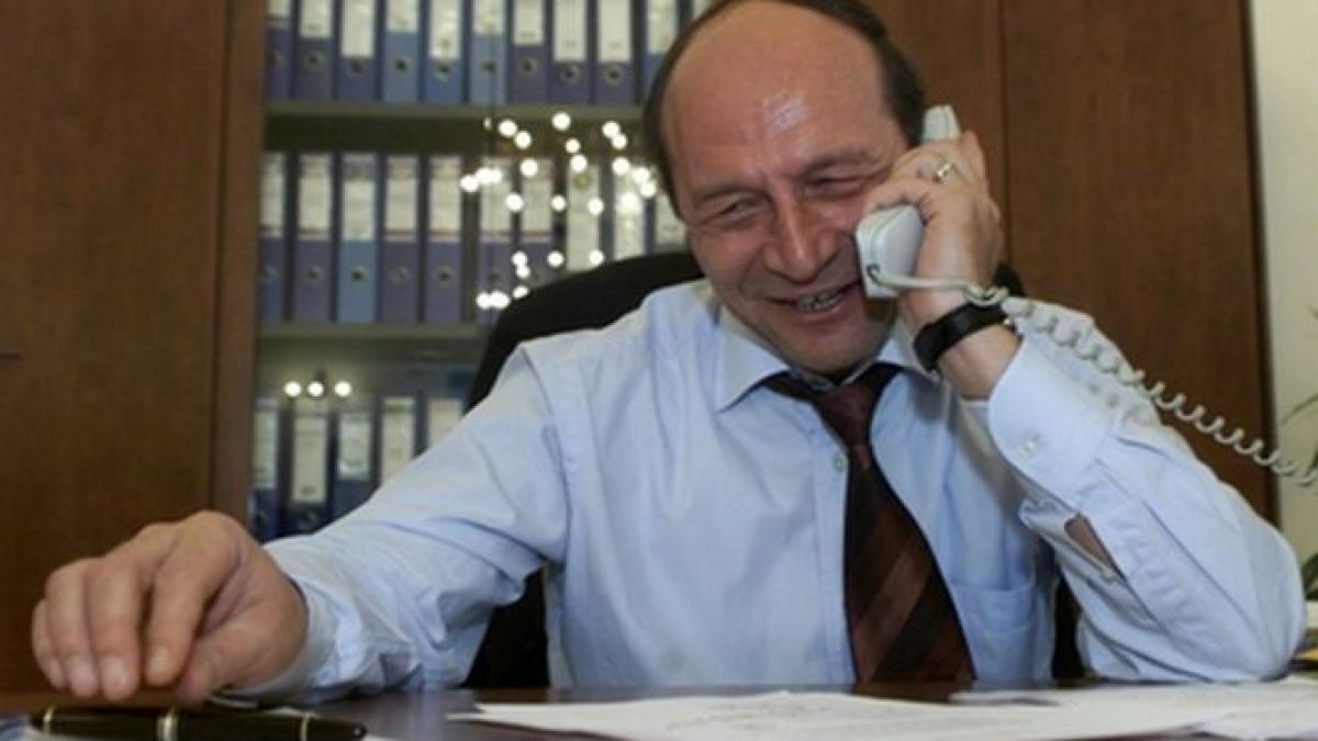 ponta numai in romania sistemul 112 este la presedintie ca sa stie basescu ce vorbim la telefon