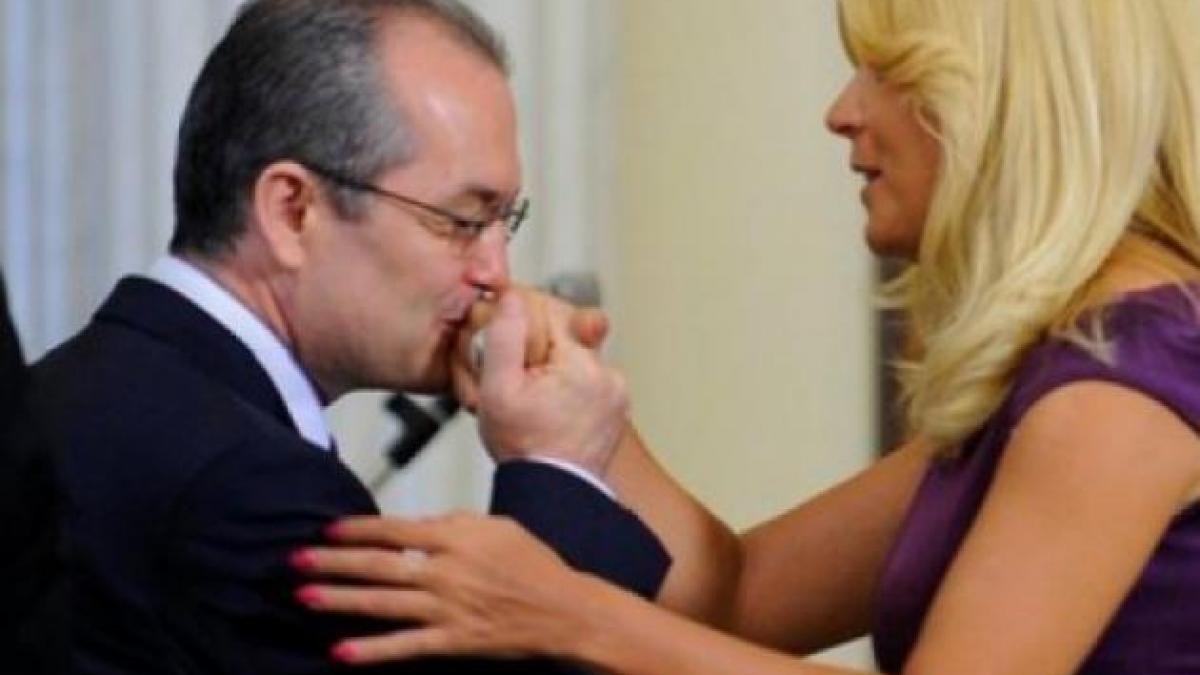 deziluzia optica blonda de la nedrept