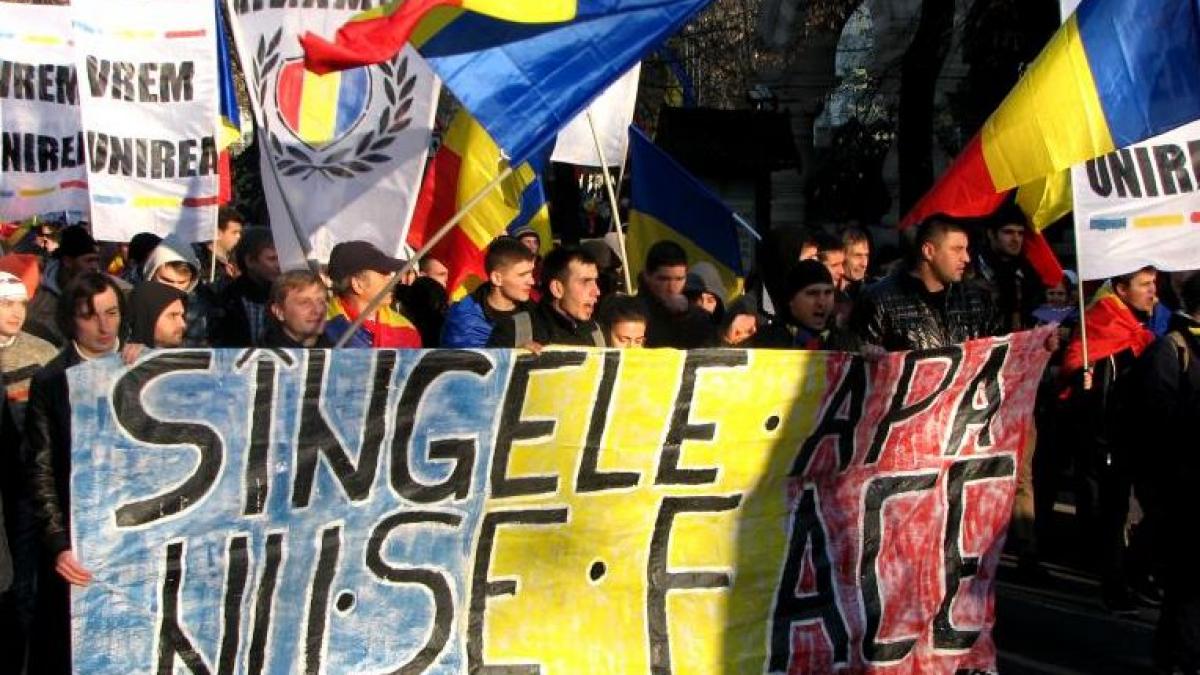 sondaj in republica moldova o persoana din cinci este sigura ca va avea loc unirea cu romania